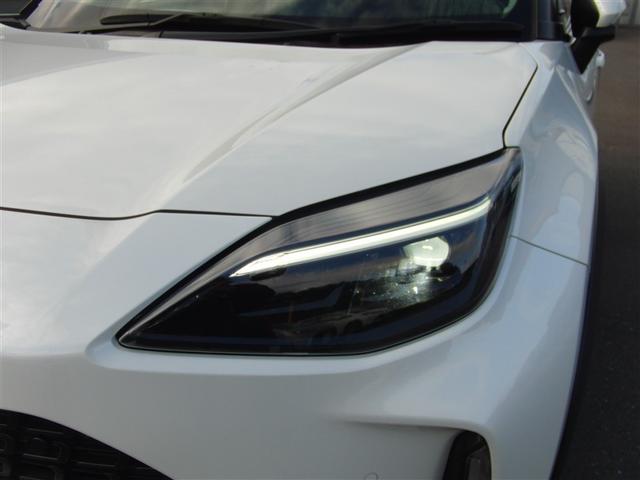 ヤリスクロス ハイブリッドＧ　４ＷＤ　ハイブリッド　ディスプレイオーディオ　ナビ　バックカメラ　Ｂｌｕｅｔｏｏｔｈ接続　トヨタセーフティーセンス　衝突被害軽減システム　レーンアシスト　記録簿　取り扱い説明書　ＥＴＣ　スマートキー（23枚目）