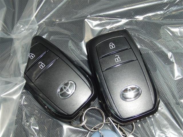 アクア Ｘ　４ＷＤ　寒冷地　衝突被害軽減システム　メモリーナビ　バックカメラ　ＬＥＤヘッドランプ　スマートキー　オートクルーズコントロール　盗難防止装置　キーレス　横滑り防止機能　ハイブリッド（12枚目）