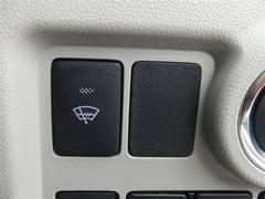ϻ 4