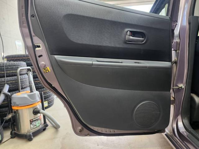 ����ȑ����A�h�A�����̃p�l���ł��B�S�̓I���Y��ł��B