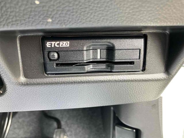 ワゴンＲカスタムＺ ハイブリッドＺＸ　４ＷＤ　ナビ　クリアランスソナー　オートクルーズコントロール　レーンアシスト　衝突被害軽減システム　ＬＥＤヘッドランプ　スマートキー　アイドリングストップ　電動格納ミラー　シートヒーター　ベンチシート（8枚目）