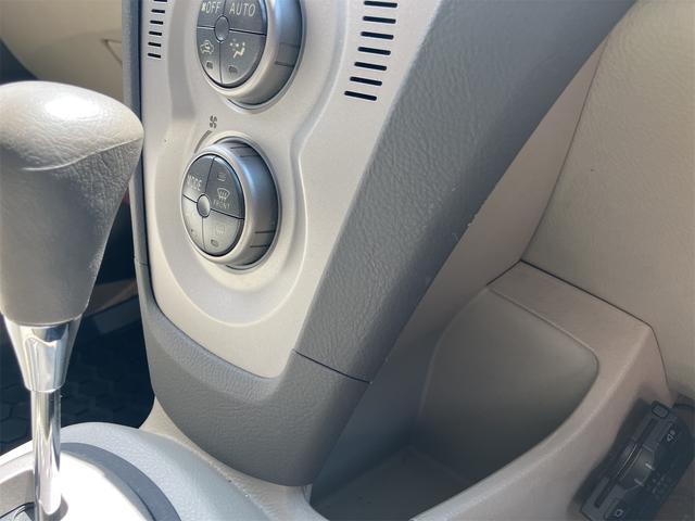 ベルタ Ｘ　Ｌパッケージ　４ＷＤ　ＥＴＣ　アルミホイール　ＡＴ　シートヒーター　キーレスエントリー　電動格納ミラー　ＣＤ　衝突安全ボディ　ＡＢＳ　エアコン　パワーステアリング　パワーウィンドウ（6枚目）