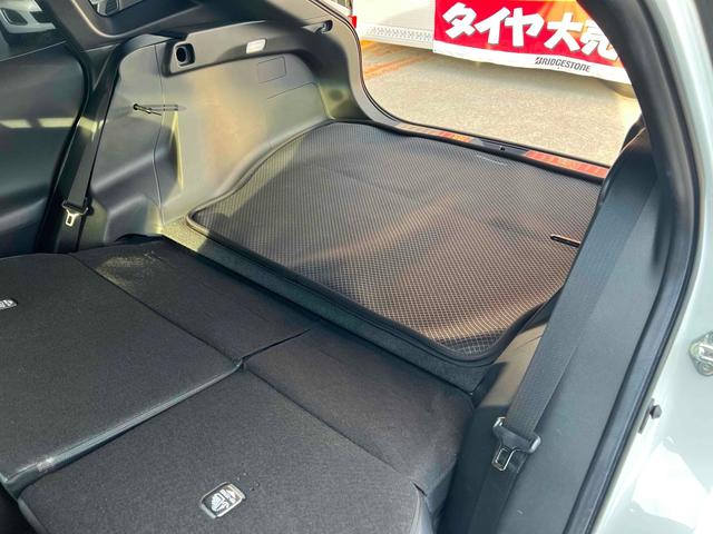 ハリアーハイブリッド Ｚ　レザーパッケージ　４ＷＤ　全周囲カメラ　オートクルーズコントロール　レーンアシスト　パワーシート　衝突被害軽減システム　サンルーフ　ナビ　ＴＶ　オートマチックハイビーム　オートライト　ＬＥＤヘッドランプ　電動リアゲート（33枚目）