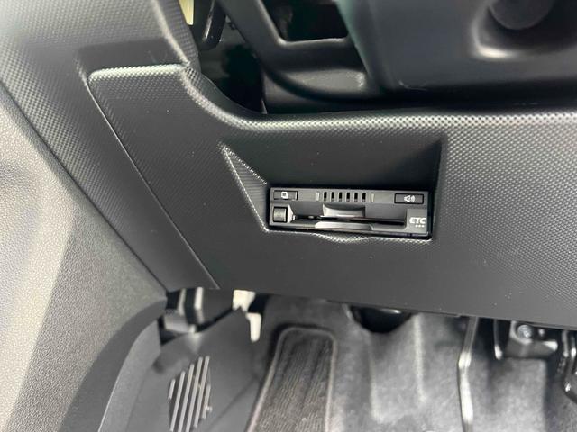 ライズ Ｚ　４ＷＤ　ＥＴＣ　バックカメラ　クリアランスソナー　オートクルーズコントロール　レーンアシスト　衝突被害軽減システム　ＴＶ　オートライト　ＬＥＤヘッドランプ　アルミホイール　スマートキー（8枚目）