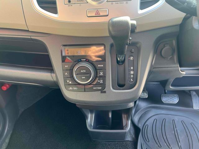 ワゴンＲ ＦＸ　４ＷＤ　キーレスエントリー　アイドリングストップ　電動格納ミラー　シートヒーター　ベンチシート　ＣＶＴ　盗難防止システム　ＡＢＳ　ＣＤ　ミュージックプレイヤー接続可　衝突安全ボディ　エアコン（5枚目）