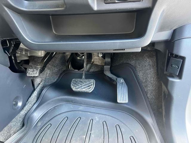 ワゴンＲ ＦＸ　４ＷＤ　キーレスエントリー　アイドリングストップ　電動格納ミラー　シートヒーター　ベンチシート　ＣＶＴ　盗難防止システム　ＡＢＳ　ＣＤ　ミュージックプレイヤー接続可　衝突安全ボディ　エアコン（31枚目）