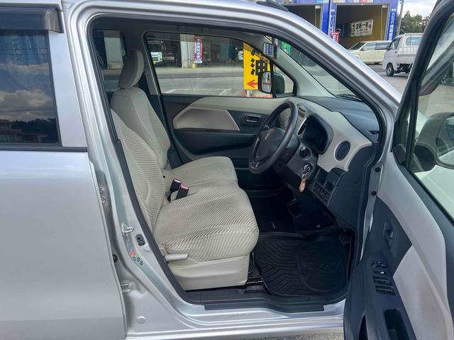 ワゴンＲ ＦＸ　４ＷＤ　キーレスエントリー　アイドリングストップ　電動格納ミラー　シートヒーター　ベンチシート　ＣＶＴ　盗難防止システム　ＡＢＳ　ＣＤ　ミュージックプレイヤー接続可　衝突安全ボディ　エアコン（32枚目）