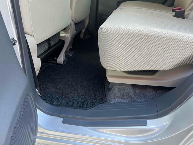 ワゴンＲ ＦＸ　４ＷＤ　キーレスエントリー　アイドリングストップ　電動格納ミラー　シートヒーター　ベンチシート　ＣＶＴ　盗難防止システム　ＡＢＳ　ＣＤ　ミュージックプレイヤー接続可　衝突安全ボディ　エアコン（52枚目）