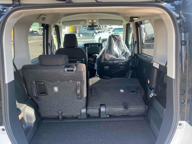 ルーミー カスタムＧ　４ＷＤ　ＥＴＣ　全周囲カメラ　ＴＶ　両側電動スライドドア　クリアランスソナー　オートクルーズコントロール　衝突被害軽減システム　アルミホイール　オートライト　ＬＥＤヘッドランプ　スマートキー（29枚目）