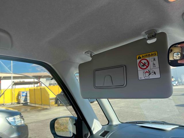 ルーミー カスタムＧ　４ＷＤ　ＥＴＣ　全周囲カメラ　ＴＶ　両側電動スライドドア　クリアランスソナー　オートクルーズコントロール　衝突被害軽減システム　アルミホイール　オートライト　ＬＥＤヘッドランプ　スマートキー（36枚目）