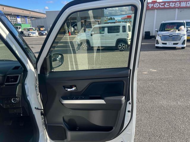 ルーミー カスタムＧ　４ＷＤ　ＥＴＣ　全周囲カメラ　ＴＶ　両側電動スライドドア　クリアランスソナー　オートクルーズコントロール　衝突被害軽減システム　アルミホイール　オートライト　ＬＥＤヘッドランプ　スマートキー（48枚目）