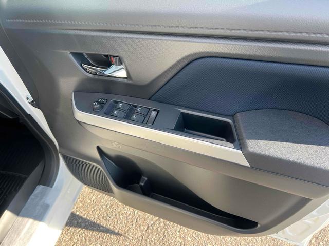 ルーミー カスタムＧ　４ＷＤ　ＥＴＣ　全周囲カメラ　ＴＶ　両側電動スライドドア　クリアランスソナー　オートクルーズコントロール　衝突被害軽減システム　アルミホイール　オートライト　ＬＥＤヘッドランプ　スマートキー（50枚目）