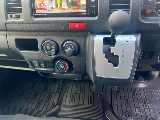 ハイエースバン ロングＤＸ　ＧＬパッケージ　全周囲カメラ　ナビ　ＴＶ　クリアランスソナー　衝突被害軽減システム　両側スライドドア　オートマチックハイビーム　オートライト　キーレスエントリー　電動格納ミラー　ＡＴ　ＵＳＢ　Ｂｌｕｅｔｏｏｔｈ（8枚目）