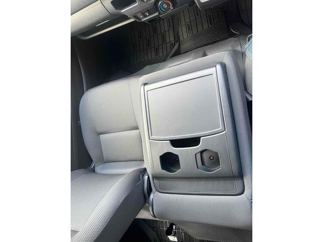 ハイエースバン ロングＤＸ　ＧＬパッケージ　全周囲カメラ　ナビ　ＴＶ　クリアランスソナー　衝突被害軽減システム　両側スライドドア　オートマチックハイビーム　オートライト　キーレスエントリー　電動格納ミラー　ＡＴ　ＵＳＢ　Ｂｌｕｅｔｏｏｔｈ（36枚目）