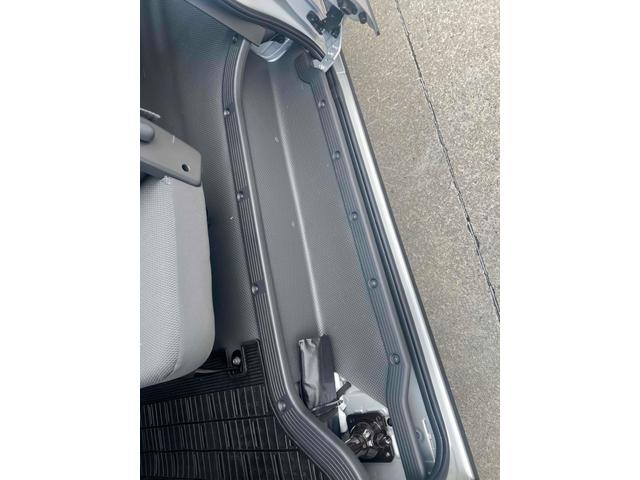 ハイエースバン ロングＤＸ　ＧＬパッケージ　全周囲カメラ　ナビ　ＴＶ　クリアランスソナー　衝突被害軽減システム　両側スライドドア　オートマチックハイビーム　オートライト　キーレスエントリー　電動格納ミラー　ＡＴ　ＵＳＢ　Ｂｌｕｅｔｏｏｔｈ（59枚目）