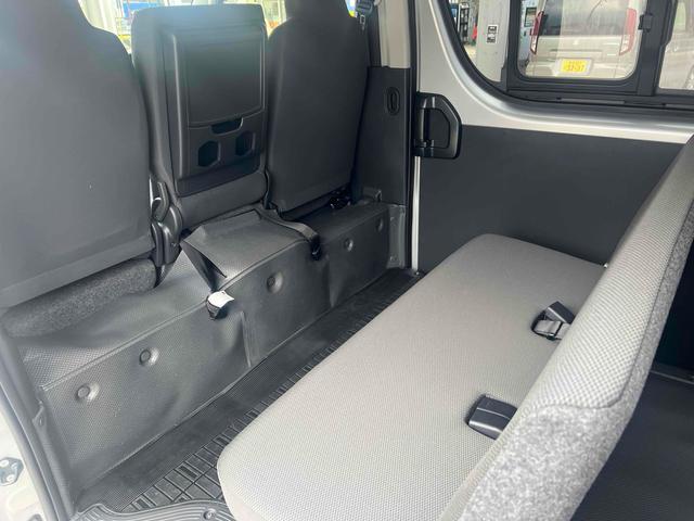ハイエースバン ロングＤＸ　ＧＬパッケージ　全周囲カメラ　ナビ　ＴＶ　クリアランスソナー　衝突被害軽減システム　両側スライドドア　オートマチックハイビーム　オートライト　キーレスエントリー　電動格納ミラー　ＡＴ　ＵＳＢ　Ｂｌｕｅｔｏｏｔｈ（60枚目）