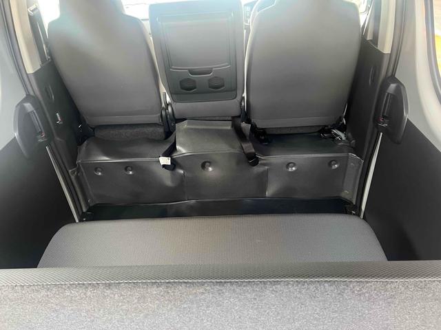 ハイエースバン ロングＤＸ　ＧＬパッケージ　全周囲カメラ　ナビ　ＴＶ　クリアランスソナー　衝突被害軽減システム　両側スライドドア　オートマチックハイビーム　オートライト　キーレスエントリー　電動格納ミラー　ＡＴ　ＵＳＢ　Ｂｌｕｅｔｏｏｔｈ（66枚目）