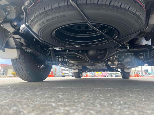 ハイエースバン ロングＤＸ　ＧＬパッケージ　全周囲カメラ　ナビ　ＴＶ　クリアランスソナー　衝突被害軽減システム　両側スライドドア　オートマチックハイビーム　オートライト　キーレスエントリー　電動格納ミラー　ＡＴ　ＵＳＢ　Ｂｌｕｅｔｏｏｔｈ（69枚目）