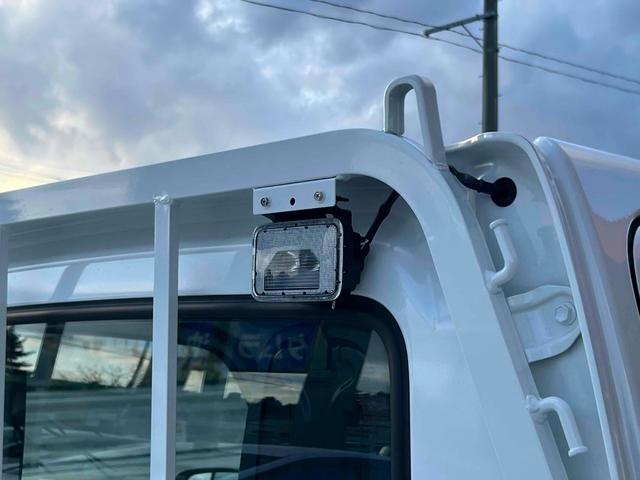 キャリイトラック 　垂直式ゲートリフター　４ＷＤ　ＡＴ　衝突被害軽減システム　クリアランスソナー　レーンアシスト　ＥＳＣ　エアコン　パワーウィンドウ　記録簿（29枚目）