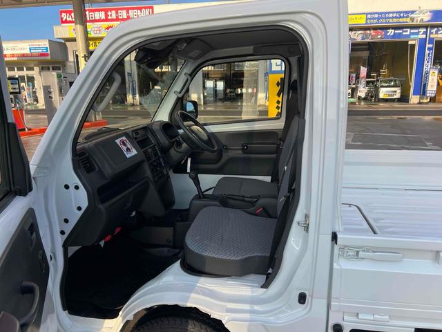 キャリイトラック 　垂直式ゲートリフター　４ＷＤ　ＡＴ　衝突被害軽減システム　クリアランスソナー　レーンアシスト　ＥＳＣ　エアコン　パワーウィンドウ　記録簿（49枚目）