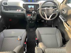 車を運転する際には運転席の存在は欠かせません。なのでしっかりとチェックしたいポイントですね。 2