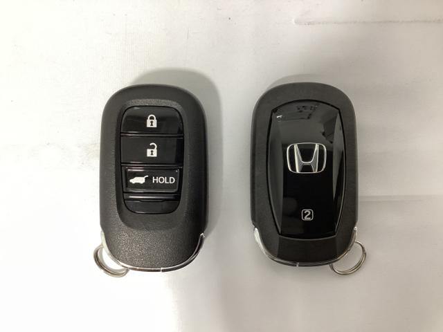 ＺＲ－Ｖ Ｚ　４ＷＤ　純正メモリーナビ　中古スタッドレスタイヤ　ドライブレコーダー前後装着＋ＥＴＣ付　当社デモカー　マルチビューカメラシステム　衝突被害軽減ブレーキ（13枚目）