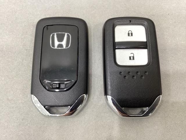 シャトル Ｇホンダセンシング　光触媒抗菌消臭施工済（13枚目）
