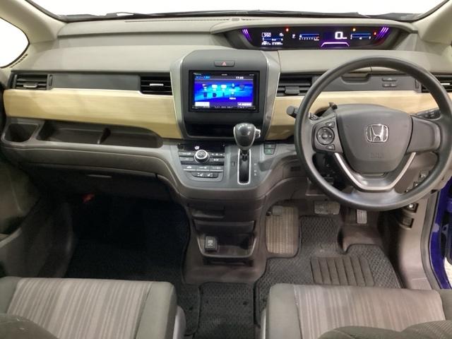 フリード Ｇ　光触媒抗菌消臭施工済（5枚目）
