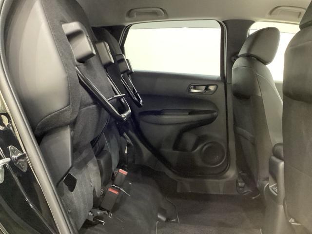 フィット ｅ：ＨＥＶホーム　純正メモリーナビ、中古スタッドレスタイヤ、ドライブレコーダー前後装着＋ＥＴＣ付　当社デモカー（23枚目）