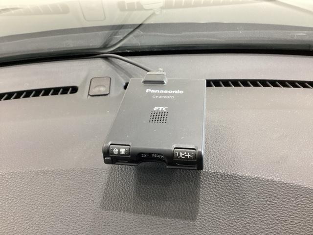 ヴェゼル ハイブリッドＸ　４ＷＤ　ナビ　ＴＶ　バックカメラ　衝突被害軽減システム　オートクルーズコントロール　ＬＥＤヘッドライト　光触媒抗菌消臭施工済（15枚目）