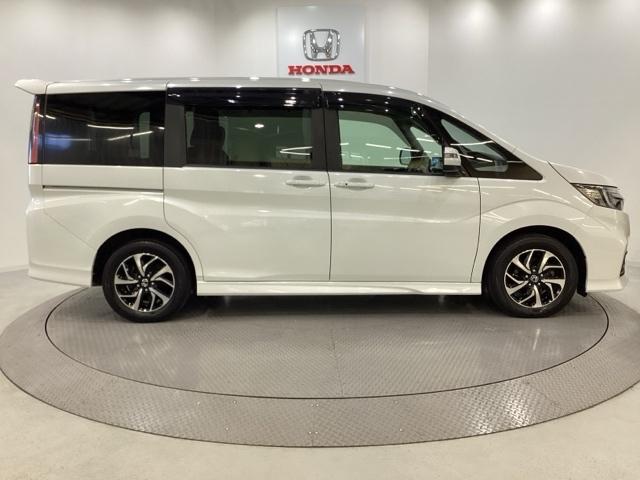 ステップワゴンスパーダ スパーダ・クールスピリットホンダセンシング　４ＷＤ　オートクルーズコントロール　ナビ　ＴＶ　バックカメラ　衝突被害軽減システム　ドライブレコーダー装備車　光触媒抗菌消臭施工済（4枚目）