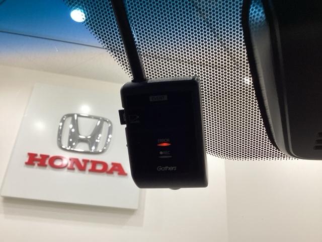 ステップワゴンスパーダ スパーダ・クールスピリットホンダセンシング　４ＷＤ　オートクルーズコントロール　ナビ　ＴＶ　バックカメラ　衝突被害軽減システム　ドライブレコーダー装備車　光触媒抗菌消臭施工済（17枚目）