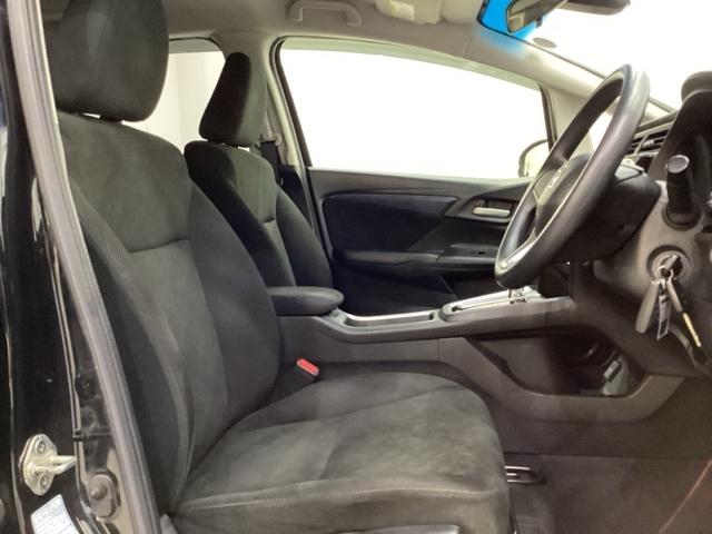 シャトル Ｇ　４ＷＤ　光触媒抗菌消臭施工済　ＥＴＣ　キーレスエントリー　エンジンスターター　寒冷地仕様　ＡＢＳ　運転席エアバッグ　助手席エアバック　アイドリングストップ　盗難防止システム（14枚目）