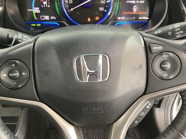 グレイス ハイブリッドＬＸ　４ＷＤ　光触媒抗菌消臭施工済　純正メモリーナビ　ワンセグＴＶ　バックモニター　スマートキー　横滑り防止　オートエアコン　シートヒーター（11枚目）