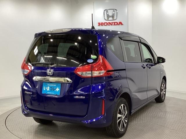 フリードハイブリッド ハイブリッド・Ｇホンダセンシング　４ＷＤ　光触媒抗菌消臭施工済　メモリーナビ　フルセグＴＶ　バックモニター　両側電動スライドドア　衝突被害軽減ブレーキ　レーンキープアシスト（5枚目）