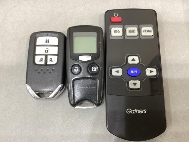 ステップワゴンスパーダ スパーダ・クールスピリットホンダセンシング　４ＷＤ　ナビ　ＴＶ　バックカメラ　衝突被害軽減システム　オートクルーズコントロール　ターボ　シートヒーター　光触媒抗菌消臭施工済（14枚目）