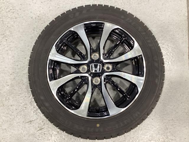 Ｎ－ＢＯＸカスタム ベースグレード　中古スタッドレスタイヤ、純正メモリーナビ、ドライブレコーダー前後装着＋ＥＴＣ付　当社デモカー（3枚目）