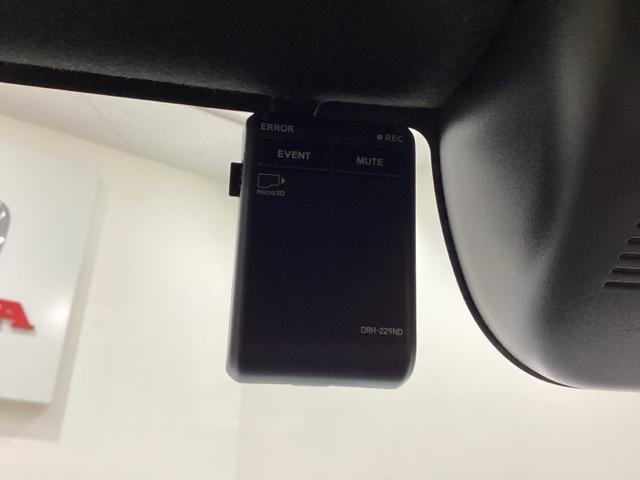 Ｎ－ＢＯＸカスタム ベースグレード　中古スタッドレスタイヤ、純正メモリーナビ、ドライブレコーダー前後装着＋ＥＴＣ付　当社デモカー（21枚目）