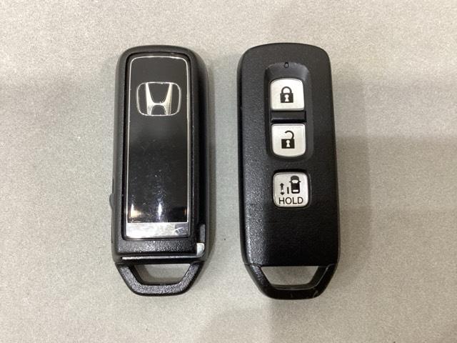 Ｎ－ＢＯＸ Ｌ　４ＷＤ　ナビ　ＴＶ　バックカメラ　オートクルーズコントロール　いまコレ＋新品・フロアカーペットマット付　光触媒抗菌消臭施工済（15枚目）