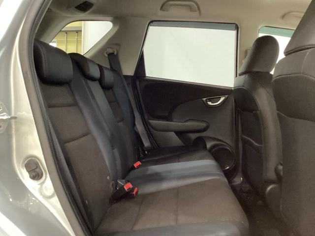 フィットシャトル １５Ｘ　純正アルミホイール　４ＷＤ　盗難防止（15枚目）