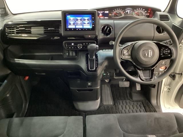 Ｎ－ＢＯＸカスタム Ｌ　エンジンスターター　純正メモリーナビ　純正アルミホイール　シートヒーター　クルーズコントロール　横滑り防止　障害物センサー　衝突軽減ブレーキ　ドライブレコーダー　バックカメラ　キーレス　４ＷＤ（5枚目）