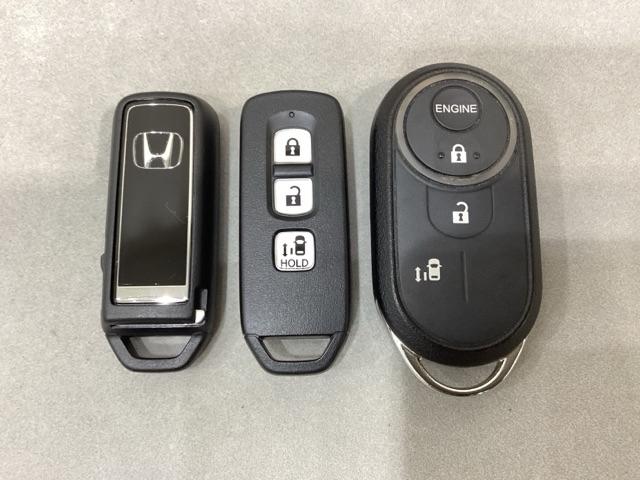 Ｎ－ＢＯＸカスタム Ｌ　エンジンスターター　純正メモリーナビ　純正アルミホイール　シートヒーター　クルーズコントロール　横滑り防止　障害物センサー　衝突軽減ブレーキ　ドライブレコーダー　バックカメラ　キーレス　４ＷＤ（13枚目）