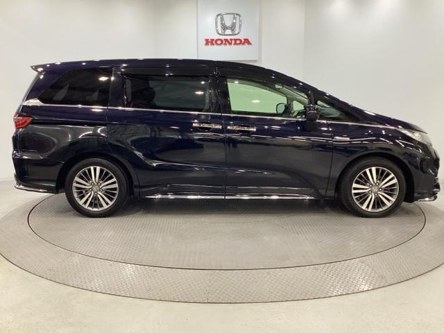 オデッセイハイブリッド ハイブリッドアブソルート・ホンダセンシング　ＥＴＣ　ドライブレコーダー　純正メモリーナビ　純正アルミホイール　クルーズコントロール　横滑り防止　衝突軽減ブレーキ　バックカメラ　キーレス　ＬＥＤヘッドライト　ホンダセンシング　リア席モニター（4枚目）