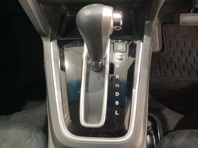 シャトル Ｇホンダセンシング　純正メモリーナビ　純正アルミホイール　いまコレ＋新品フロアマット付　ホンダセンシング　クルーズコントロール　ドライブレコーダー　衝突軽減ブレーキ　横滑り防止　バックカメラ　ＬＥＤヘッドライト　４ＷＤ（10枚目）