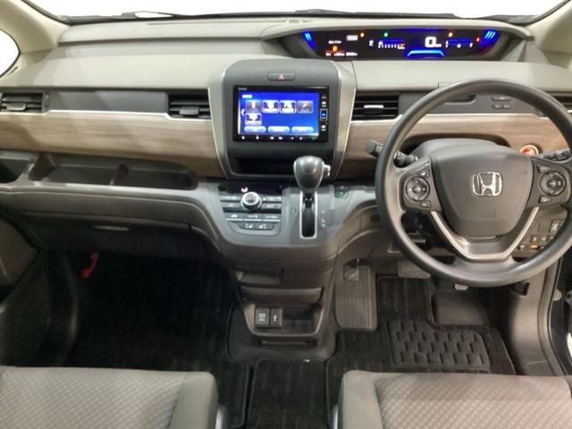 フリード Ｇ・ホンダセンシング　いまコレ＋新品・フロアカーペットマット付　ドライブレコーダー装備車　光触媒抗菌消臭施工済（7枚目）