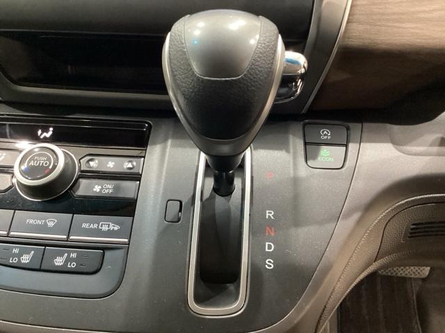 フリード Ｇ・ホンダセンシング　いまコレ＋新品・フロアカーペットマット付　ドライブレコーダー装備車　光触媒抗菌消臭施工済（10枚目）