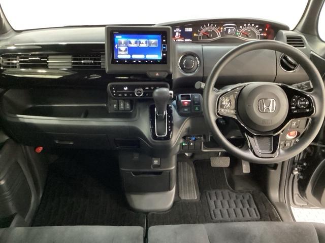 Ｎ－ＢＯＸカスタム Ｌ　いまコレ＋新品・フロアカーペットマット付　光触媒抗菌消臭施工済　純正メモリーナビ　フルセグＴＶ　バックモニター　電動スライドドア　衝突被害軽減ブレーキ（7枚目）