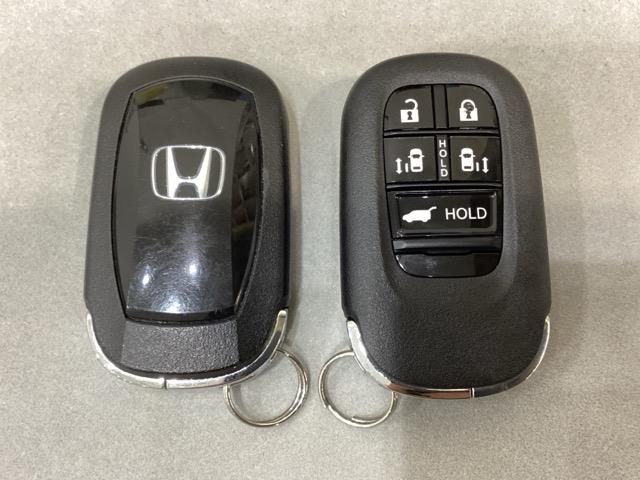 ステップワゴン e:HEVスパーダ 純正メモリーナビ 純正アルミホイール ドライブレコーダー 両側電動スライドドア バックカメラ 電動リアゲート ホンダセンシング クルーズコントロール 衝突軽減ブレーキ 横滑り防止 LEDヘッドライト(17枚目)