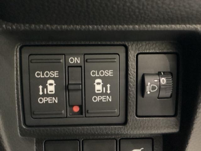 ステップワゴン e:HEVスパーダ 純正メモリーナビ 純正アルミホイール ドライブレコーダー 両側電動スライドドア バックカメラ 電動リアゲート ホンダセンシング クルーズコントロール 衝突軽減ブレーキ 横滑り防止 LEDヘッドライト(18枚目)