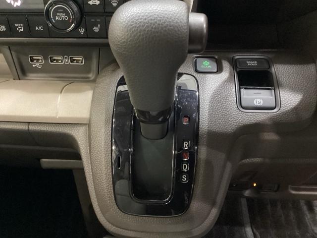 N-WGN L 中古スタッドレスタイヤ、純正メモリーナビ、ドライブレコーダー前後装着+ETC付 当社デモカー(10枚目)